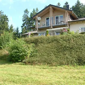 Haus Eschenberg Apartment
